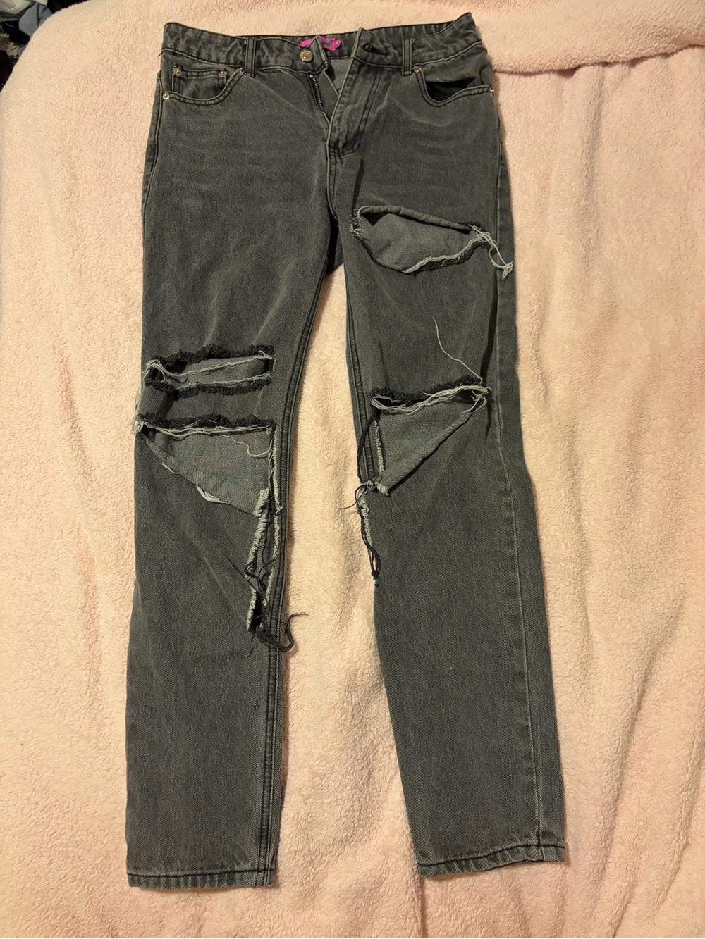 Edikted Women's Black Distressed Skinny Jeans